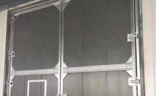 门源兰州厂房门源工业门选购与使用指南：打造高效安全的生产环境