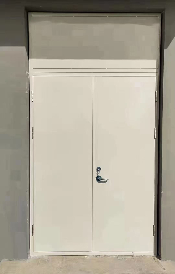 展览馆项目完成大跨度门源防火门安装 展览馆项目完成大跨度门源防火门安装